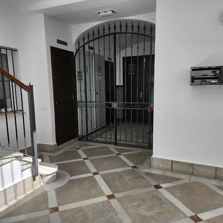 Allo Francos Ii Parking Centro 2 * Херес-де-ла-Фронтера