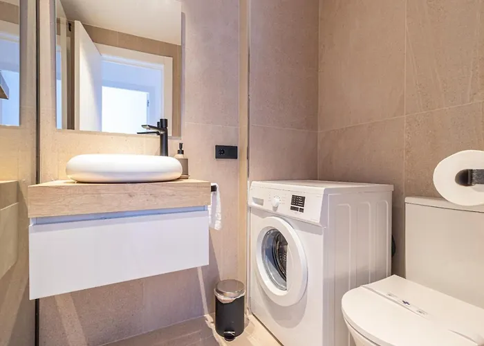 Allo Francos Ii Parking Centro 2 *