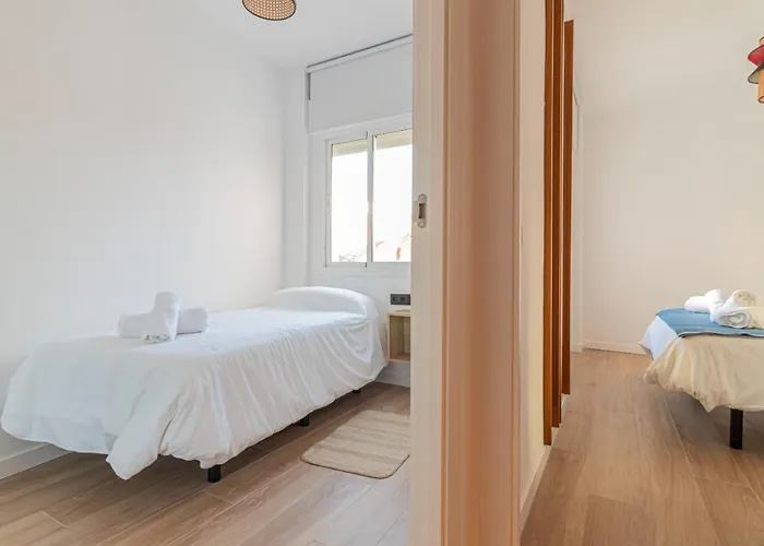 Allo Francos Ii Parking Centro 2 *