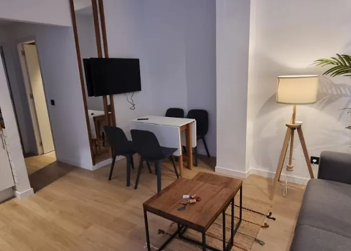 Allo Francos Ii Parking Centro 2 Apartament