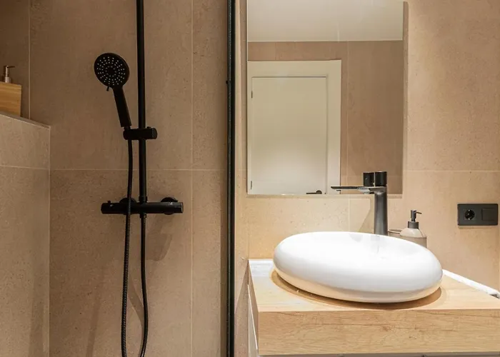 Allo Francos Ii Parking Centro 2 Apartamento